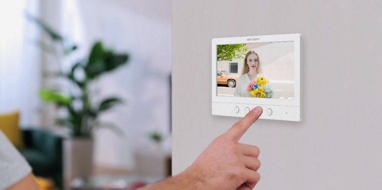 HIKVISION LAUNCHES A NEW 4-WIRE 720P ANALOG INTERCOM SOLUTION
